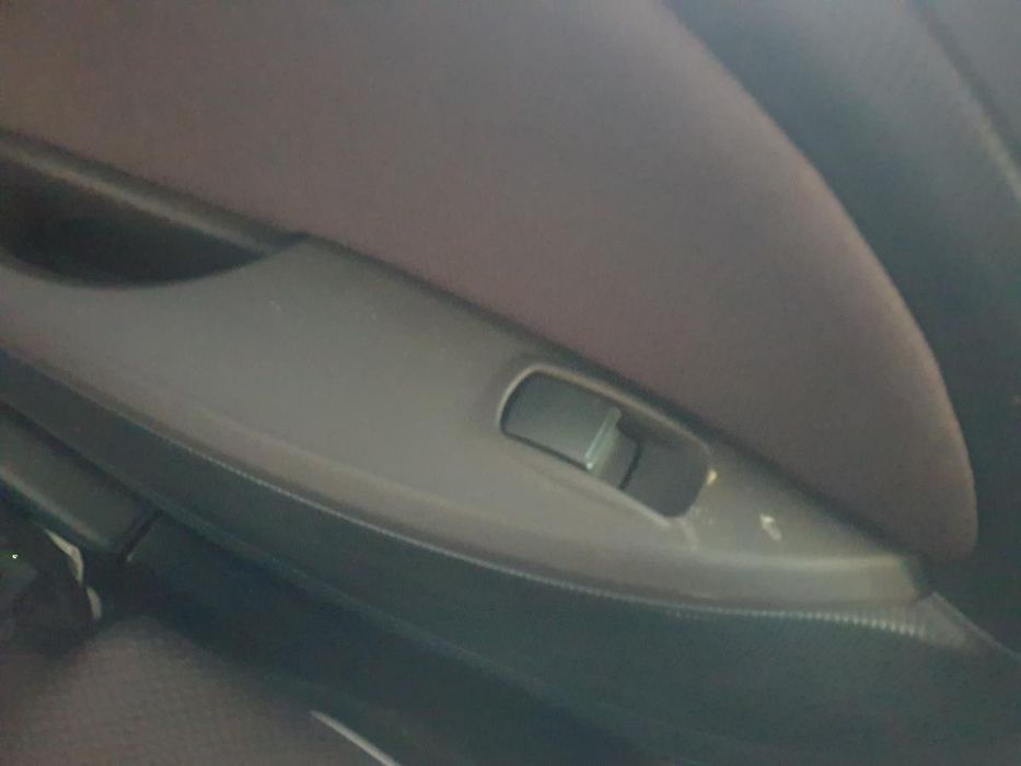 Comando / botão / interruptor vidros trás esquerdo MITSUBISHI i EV (HA