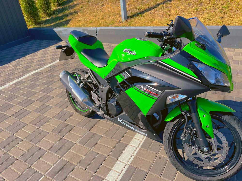 Kawasaki Ninja EX300 ABS