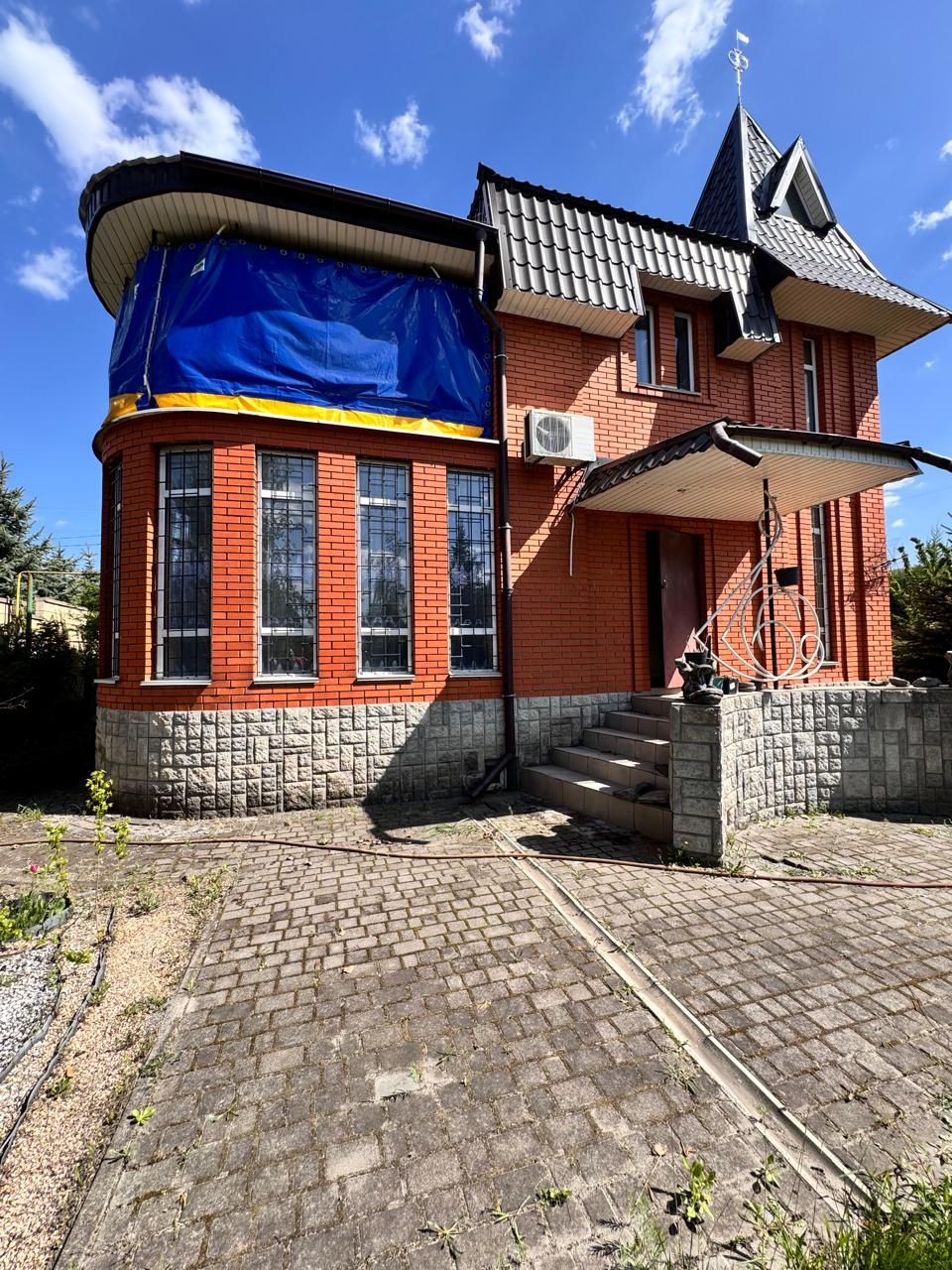 Продам шикарный двухэтажный дом в Новосёловке