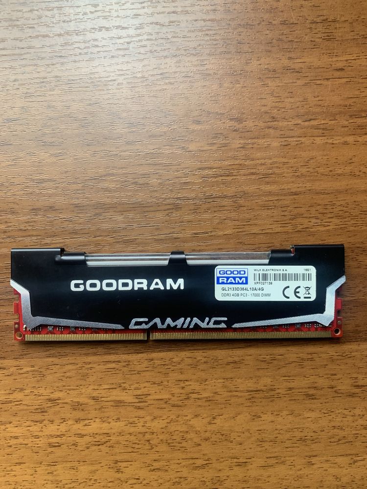 Продам ОЗУ DDR3 2133 mhz GoodRam LED