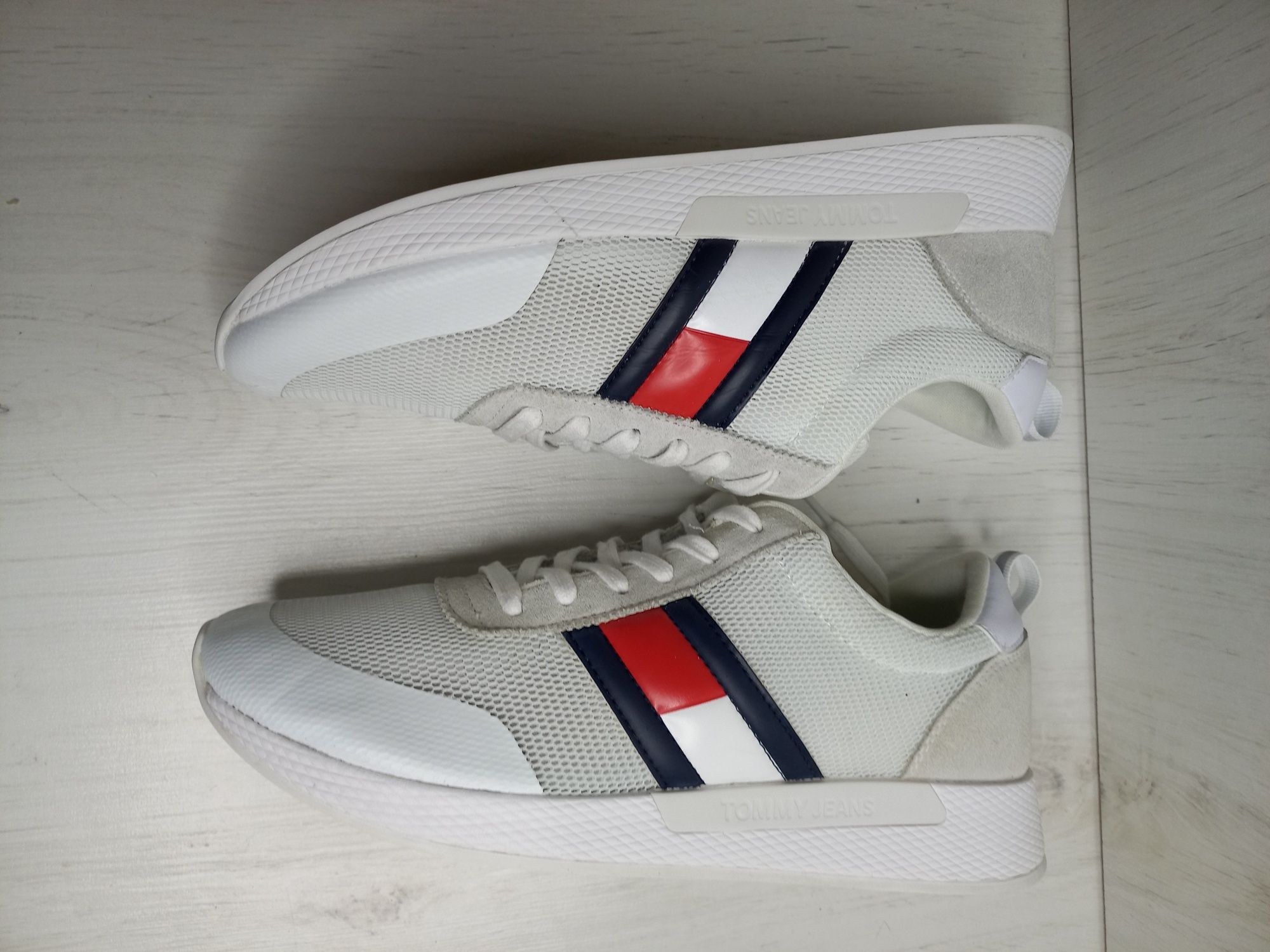 Кросівки чоловічі сітка Tommy hilfiger ( оригінал)