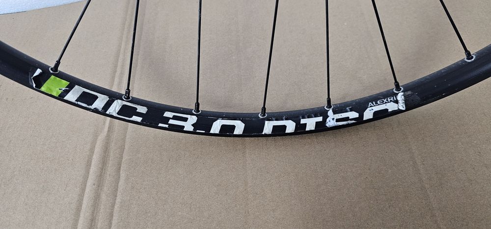 Zestaw.  Koła Alexrims DC 3.0 DTSC.  622x19