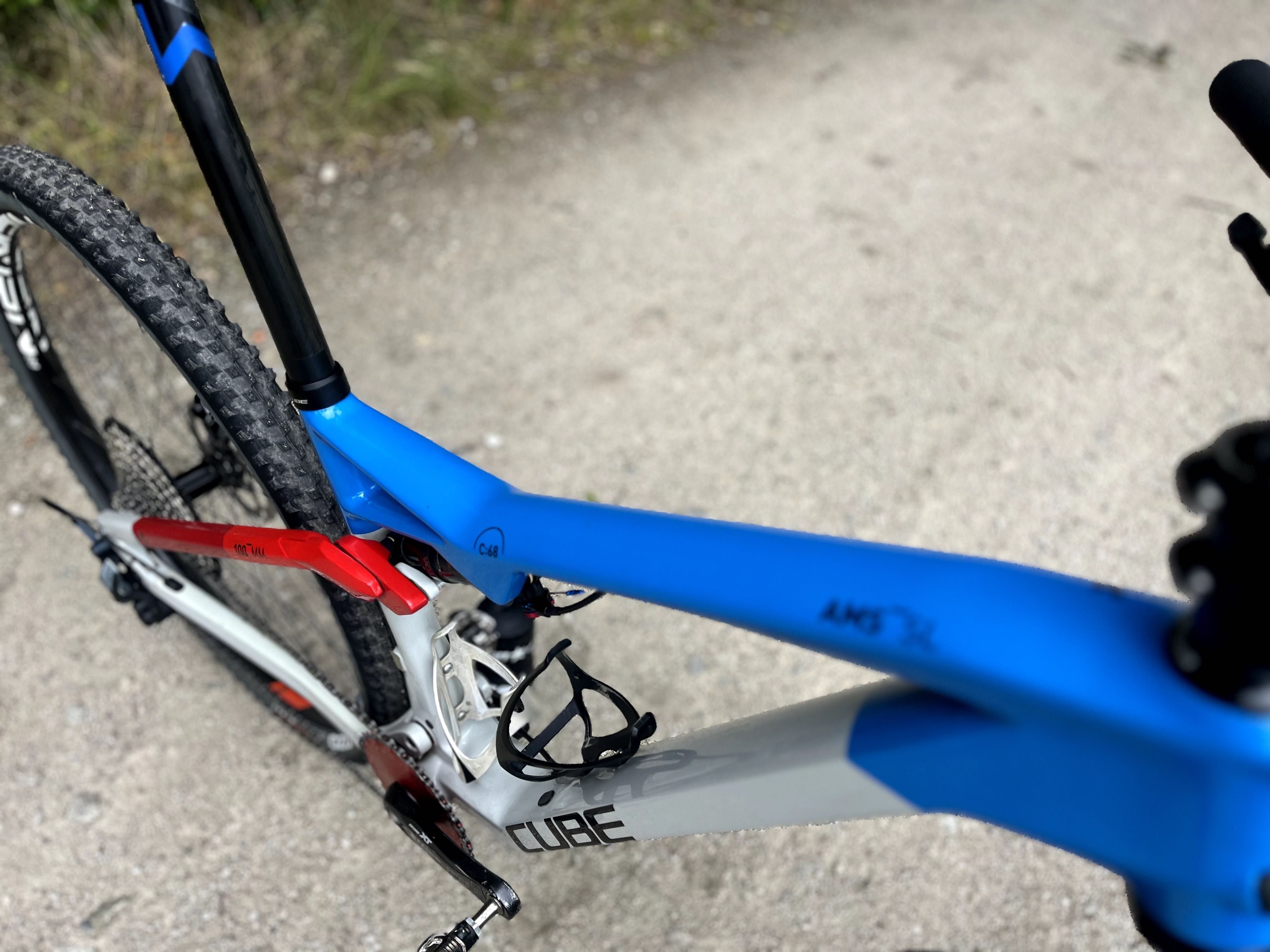 Cube AMS rozmiar M (168-178cm), 10.9kg