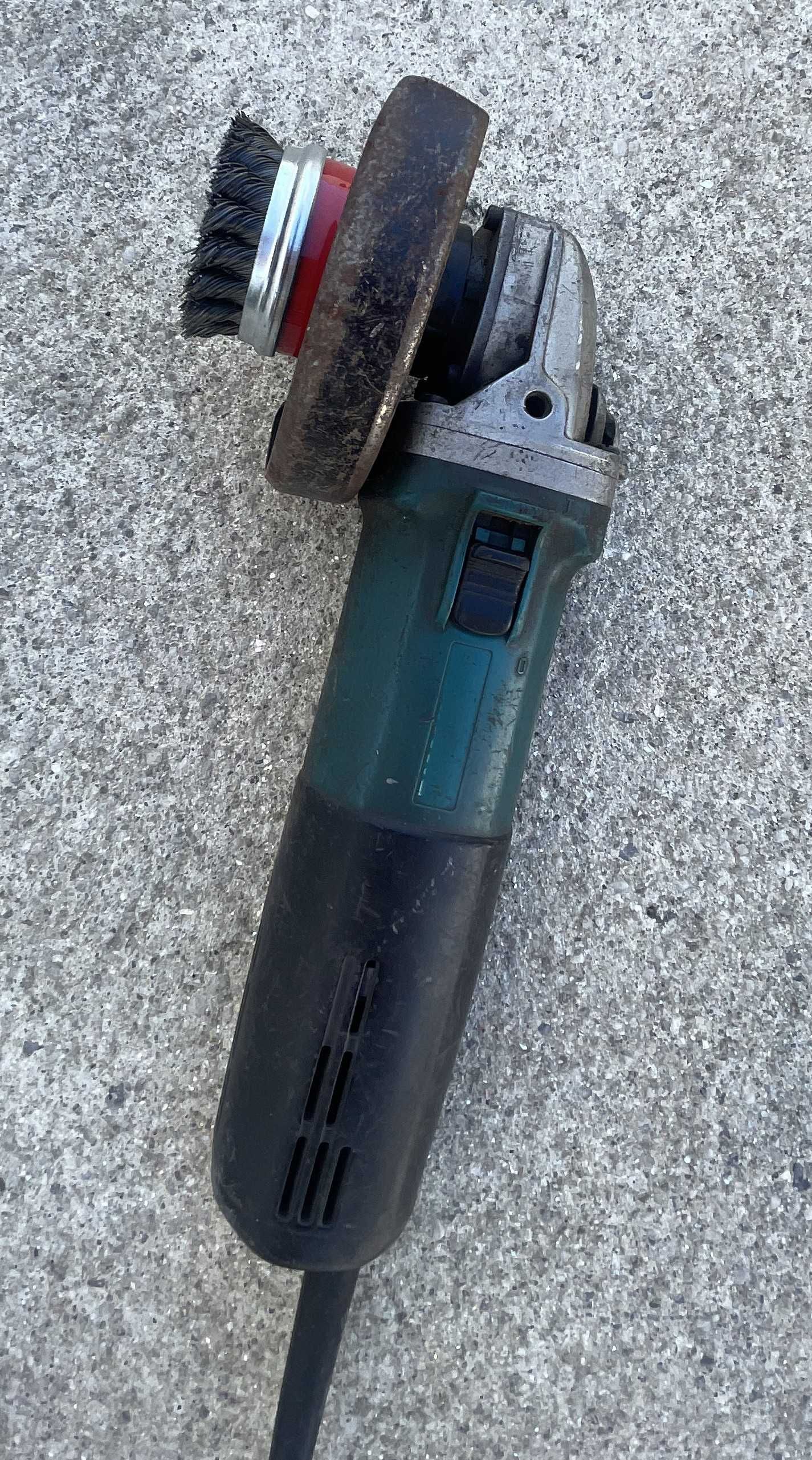 Rebarbadora MAKITA1400W 125MM (9565CR)