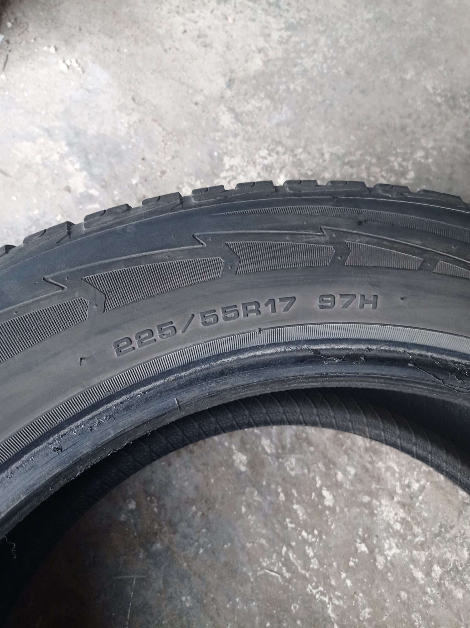 Шини Good Year Зима 225x55 R17 97h