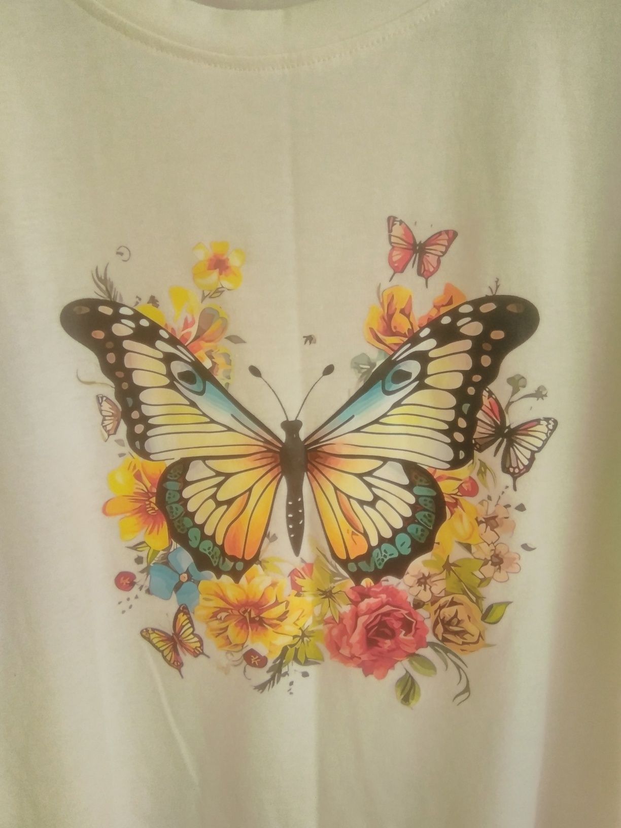 Sprzedam koszulkę t-shirt r 48