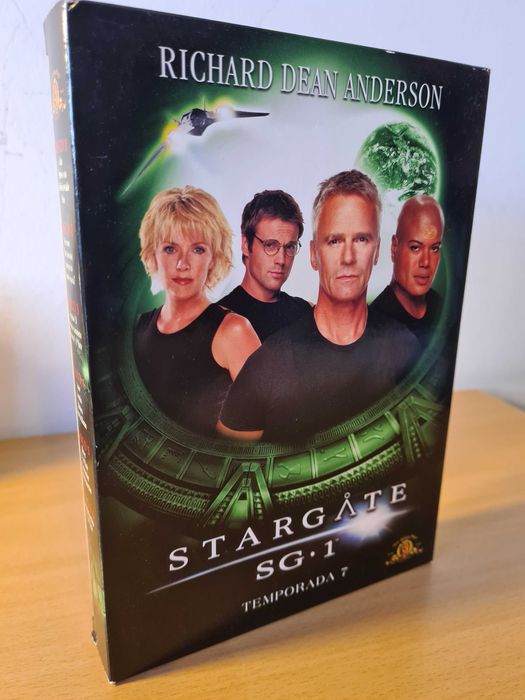 Sétima temporada da série de ficção científica "Stargate SG-1" em DVD