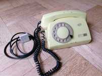 Telefon stacjonarny kolor żółty z czasów  PRL