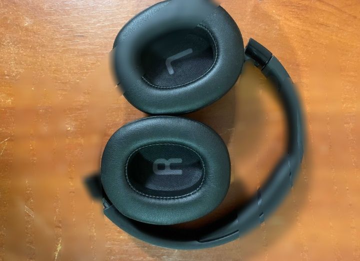 наушники JBL 750 BTNC 1