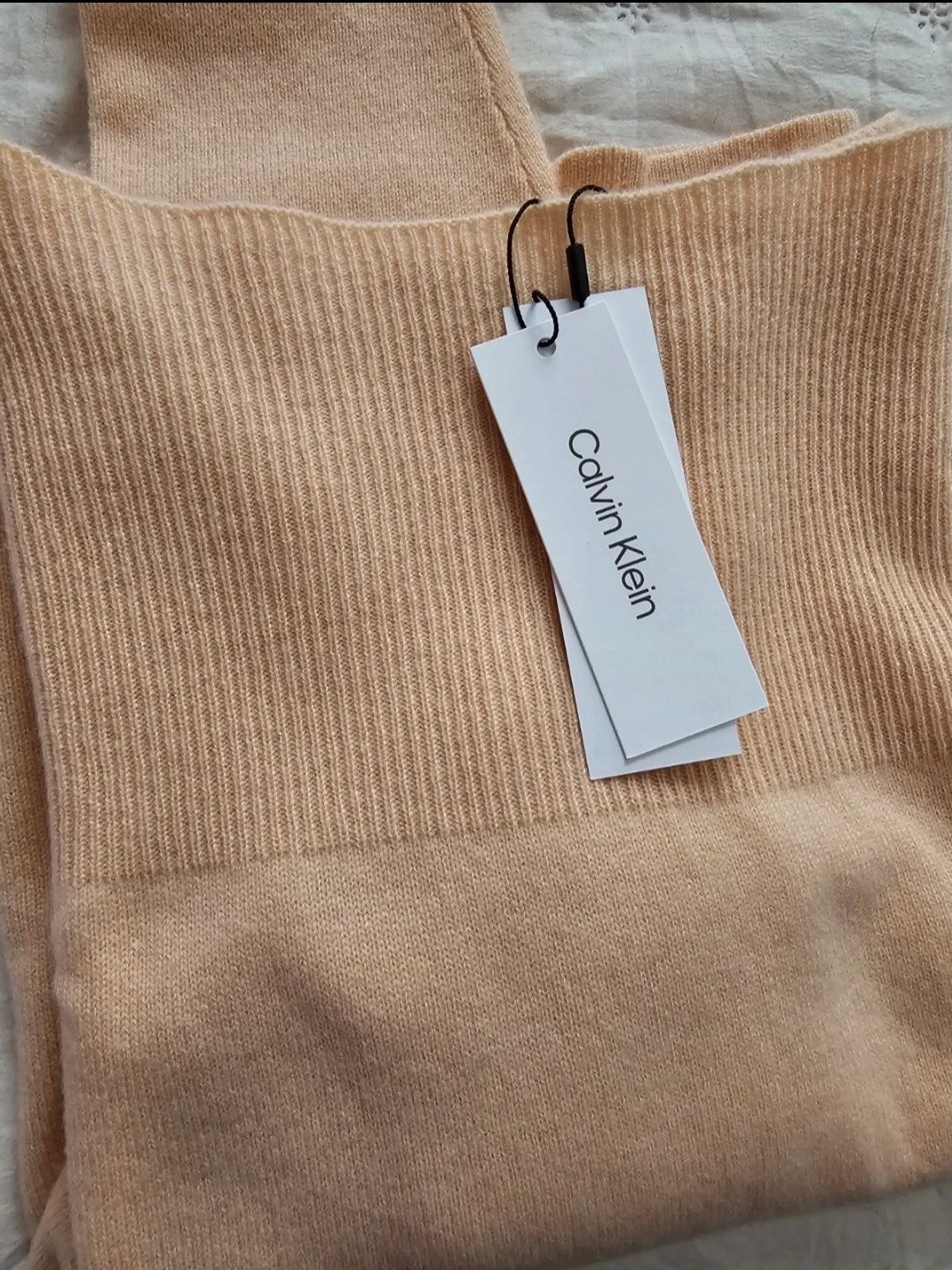 Calvin Klein kaszmir 100 % nowy z metką