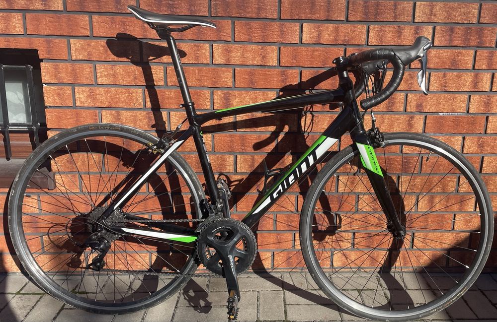 Rower szosa Giant Contend 1 M 54. Super stan!