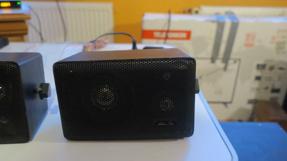Kolumny głośnikowe Audio Tech - 2 sztuki