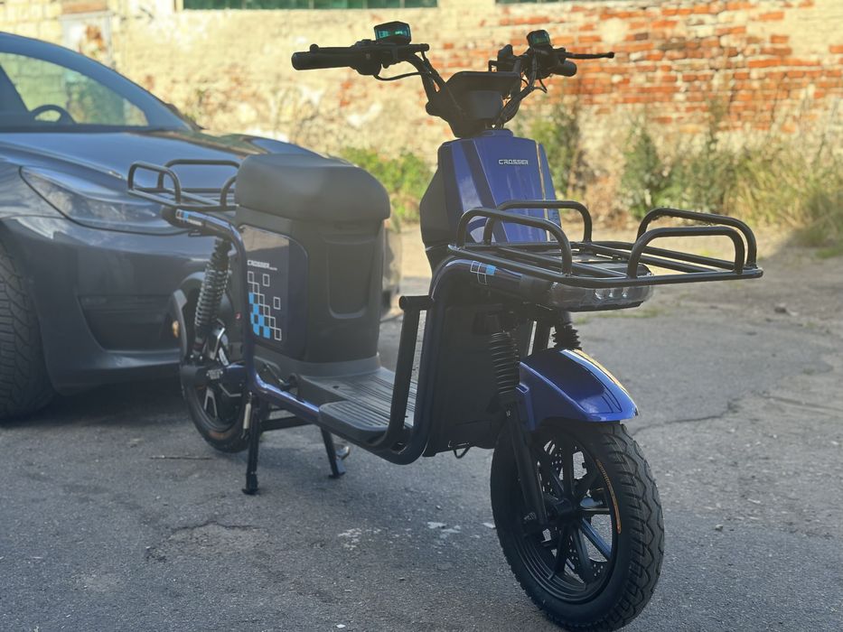 Оренда електроскутерів Львів Crosser Fada 200+км пробіг