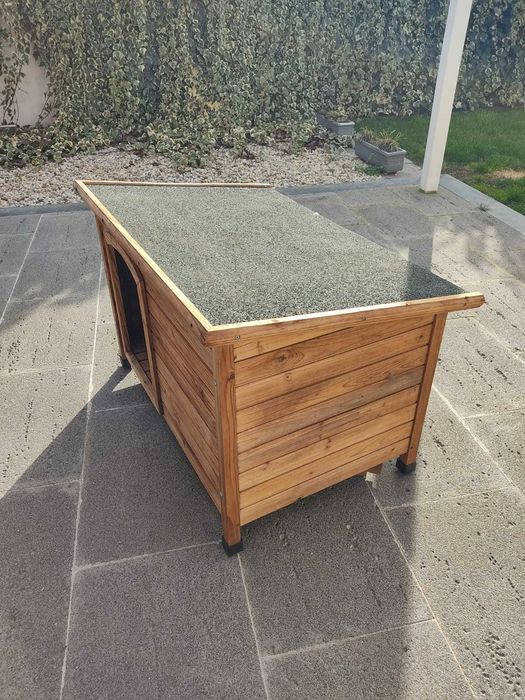 Casota de cão, em madeira