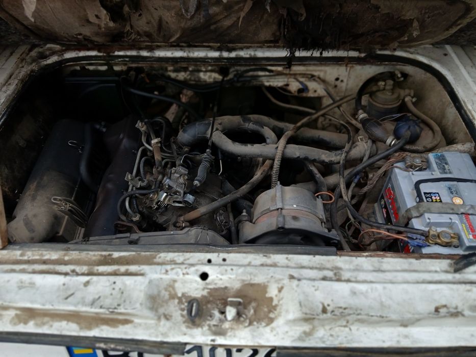 Бус VOLKSWAGEN TRANSPORTER 1.6 дизель в хорошому стані