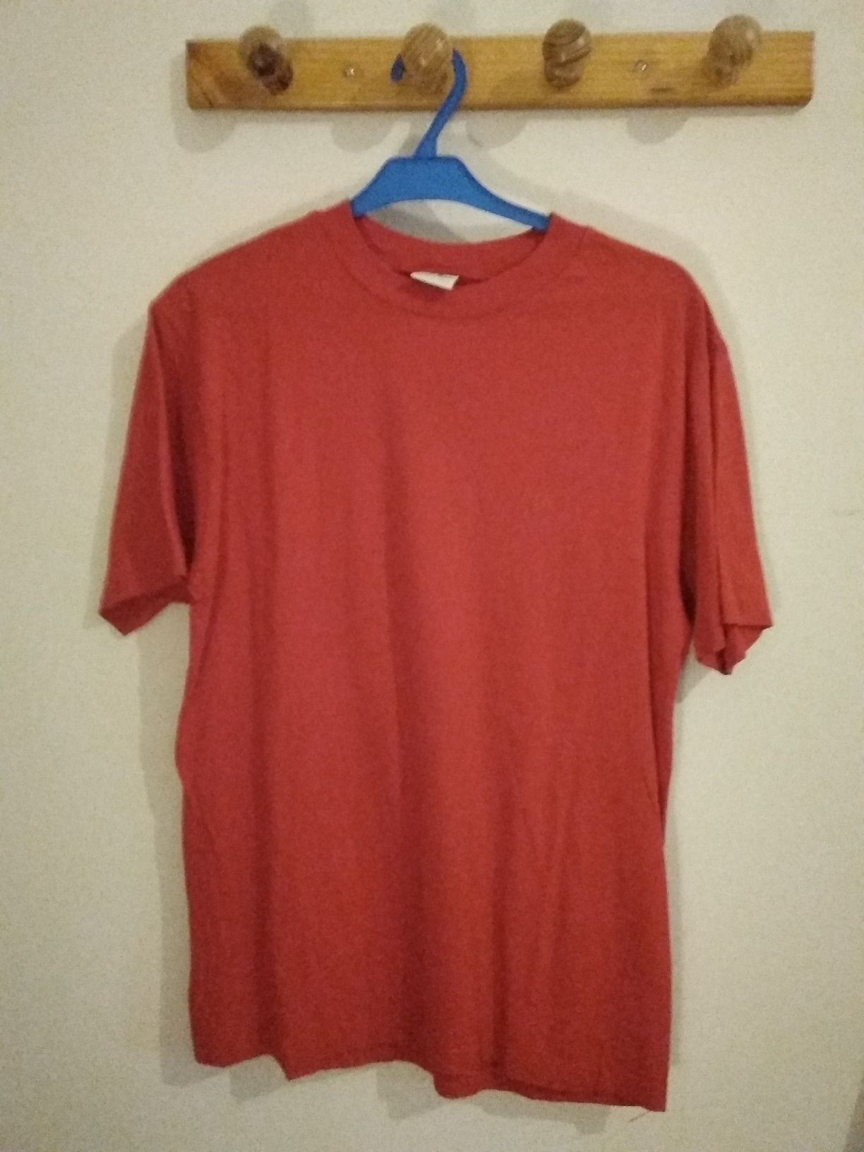 T-shirt vermelha Benetton