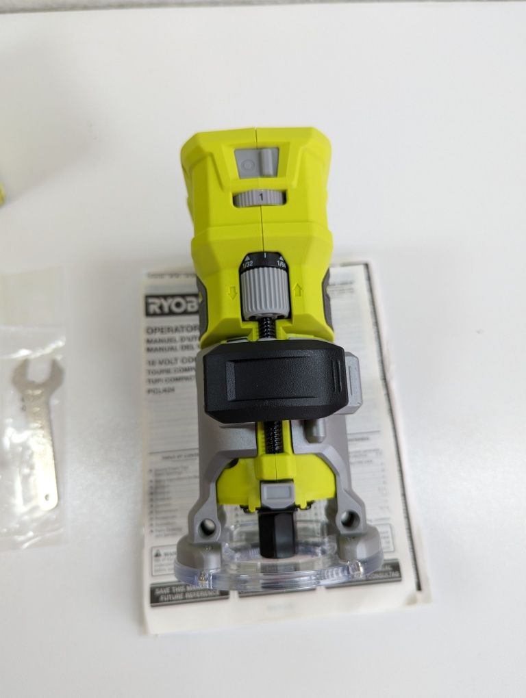 Ryobi 18V One+ PCL424 Акумуляторний фрезер кромочний