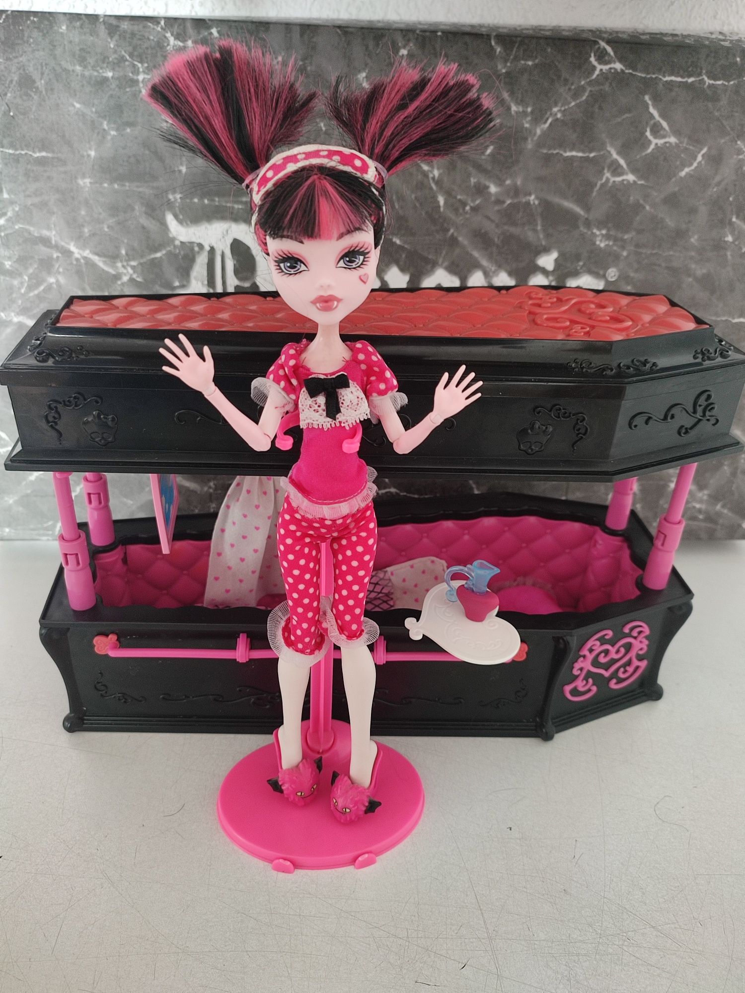 Monster high Draculaura Dead Tired zestaw playset