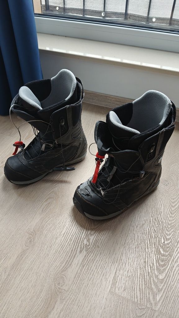 Burton Imperial rozmiar buta 44