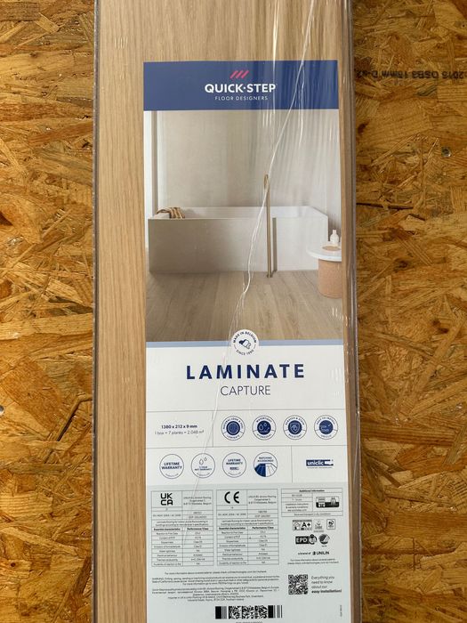 Panele Quick Step natural varnished oak