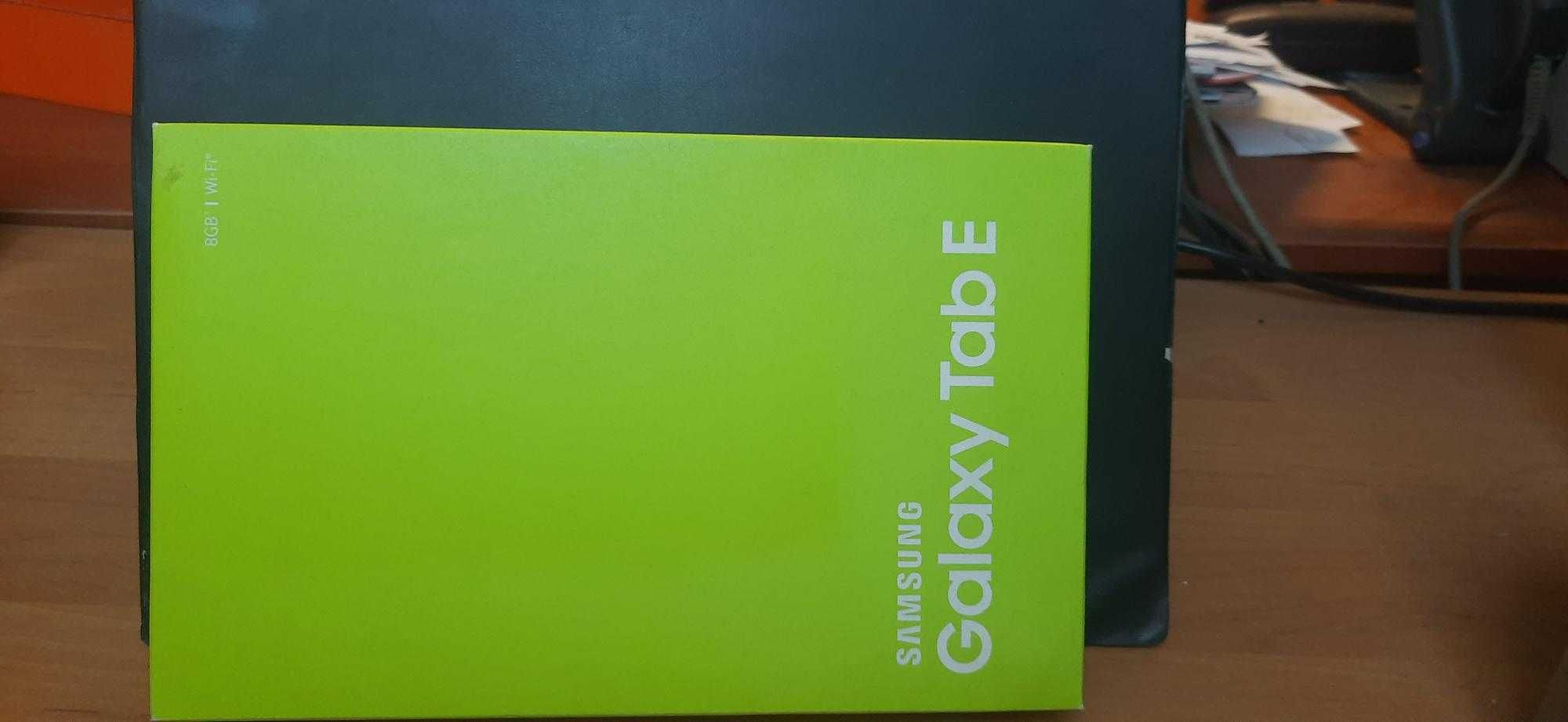 Samsung Galaxy Tab E 9.6 T561 16:10 8GB 3G czarny