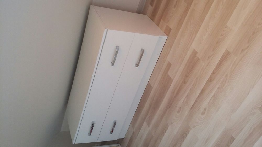 Komoda biala dwie szuflady