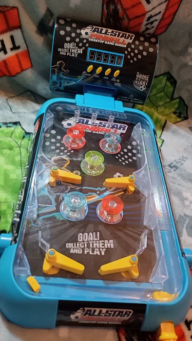 Gra pinball game
