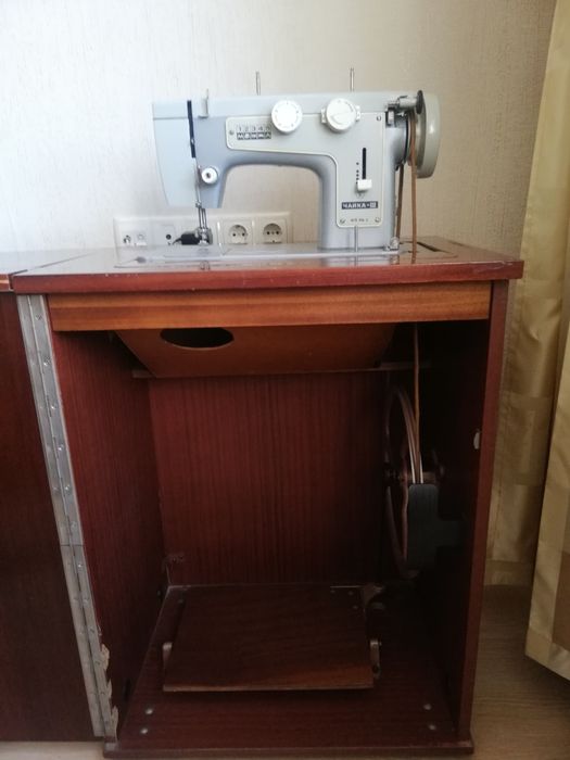 Швейна машинка Чайка-3, ножна