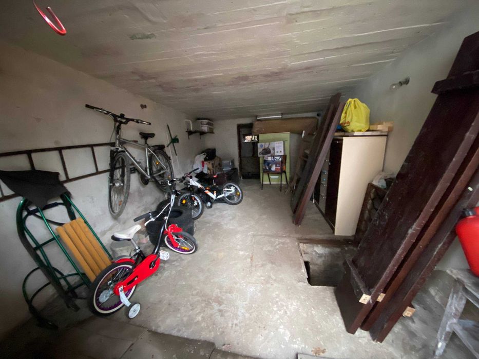 ГАРАЖ Ірпень з погребом (р-н Машторф), ціна занижена, можливий торг