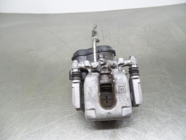 Pinça travão / maxila de travão trás direita OPEL Astra K