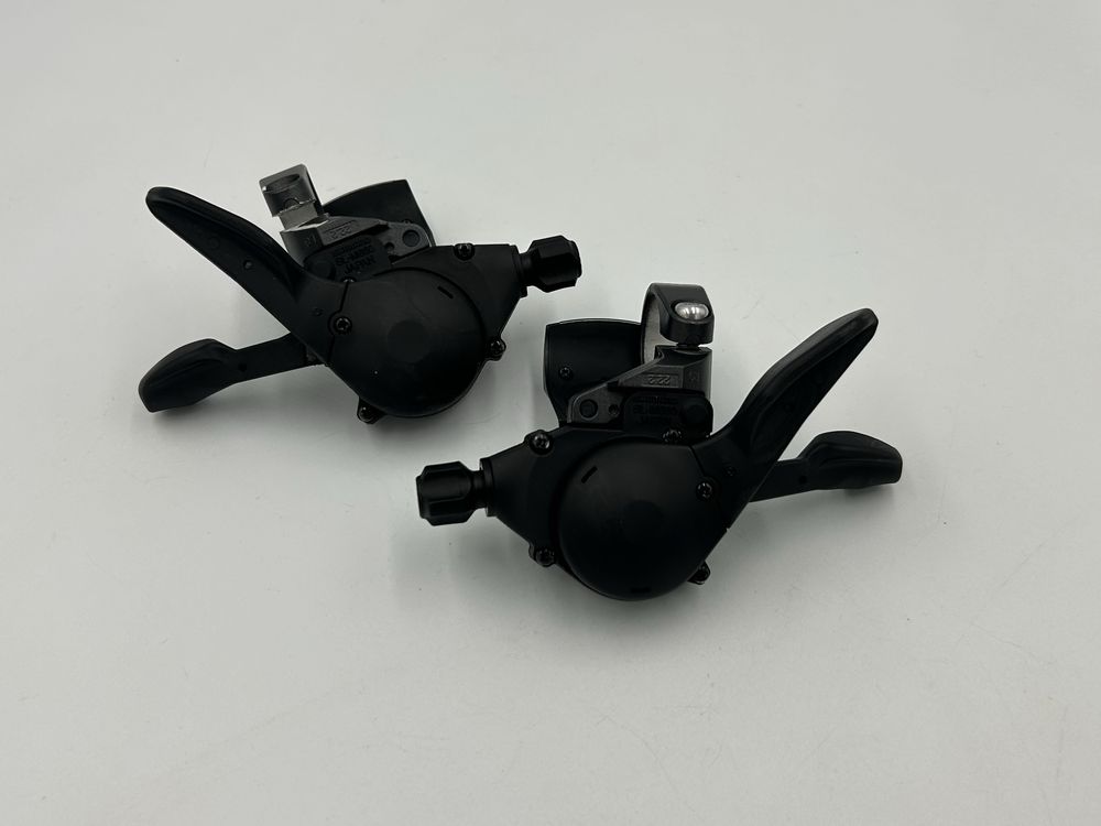 Manetki shimano slx 3x9 sl-m670