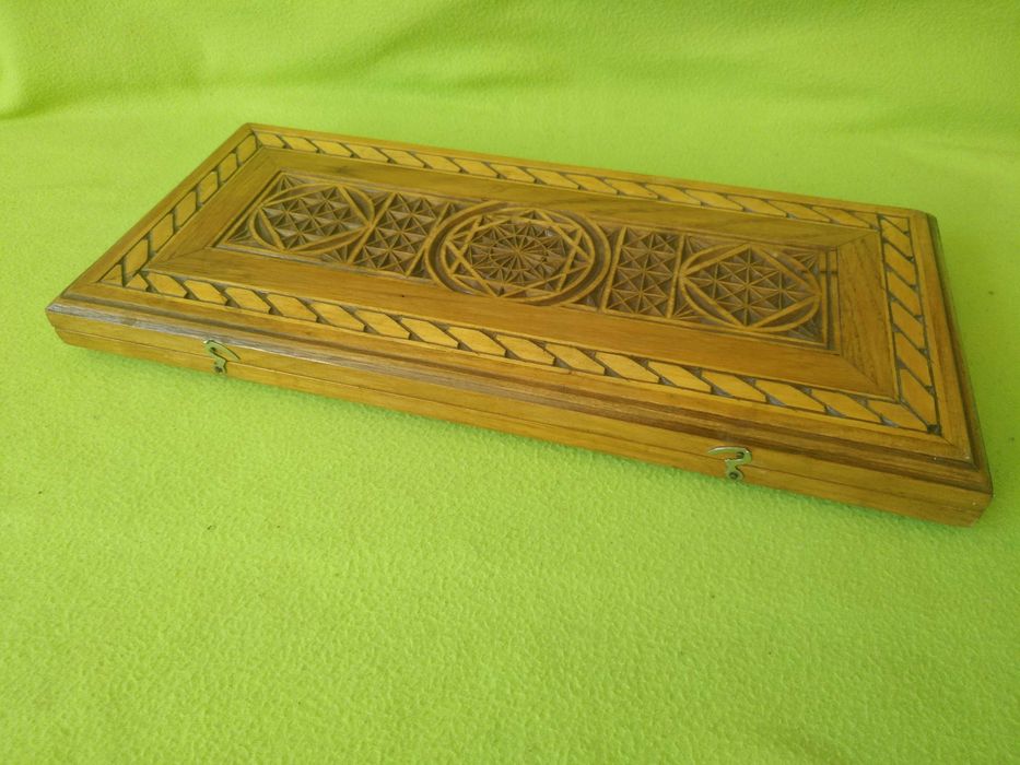 НАРДЫ резные - ручная работа, длина 47 см.