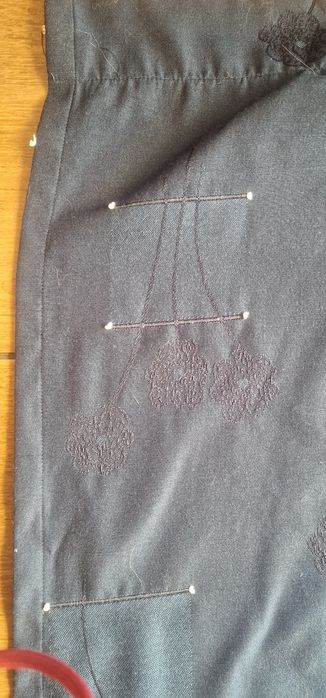 Zasłony granat z haftem