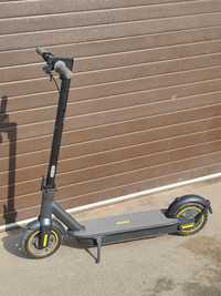 Електросамокат Ninebot by Segway MAX G30 II 551 Wh