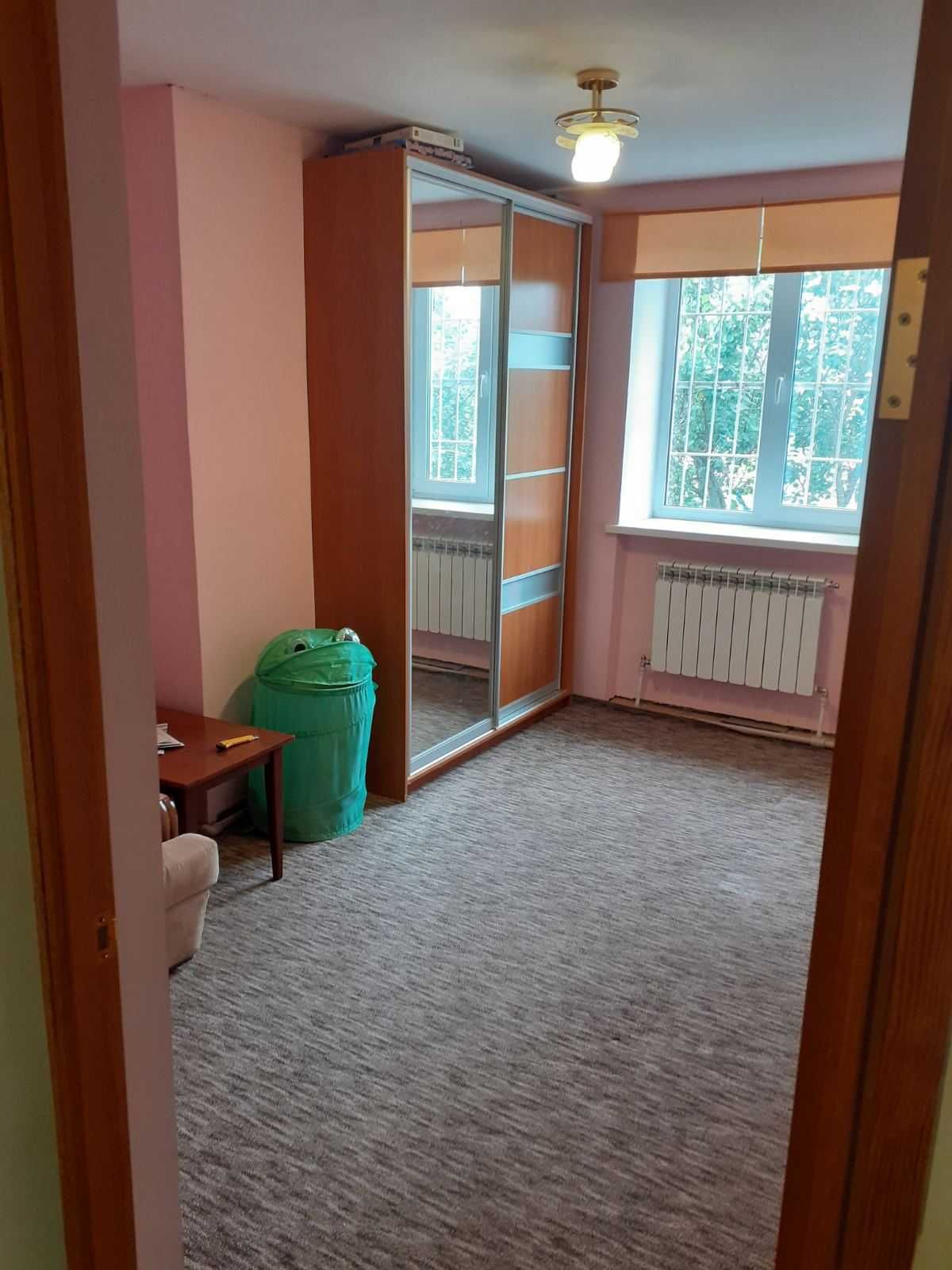 с. Борщів. Броварський р-н. Продаж великого домогосподарства.