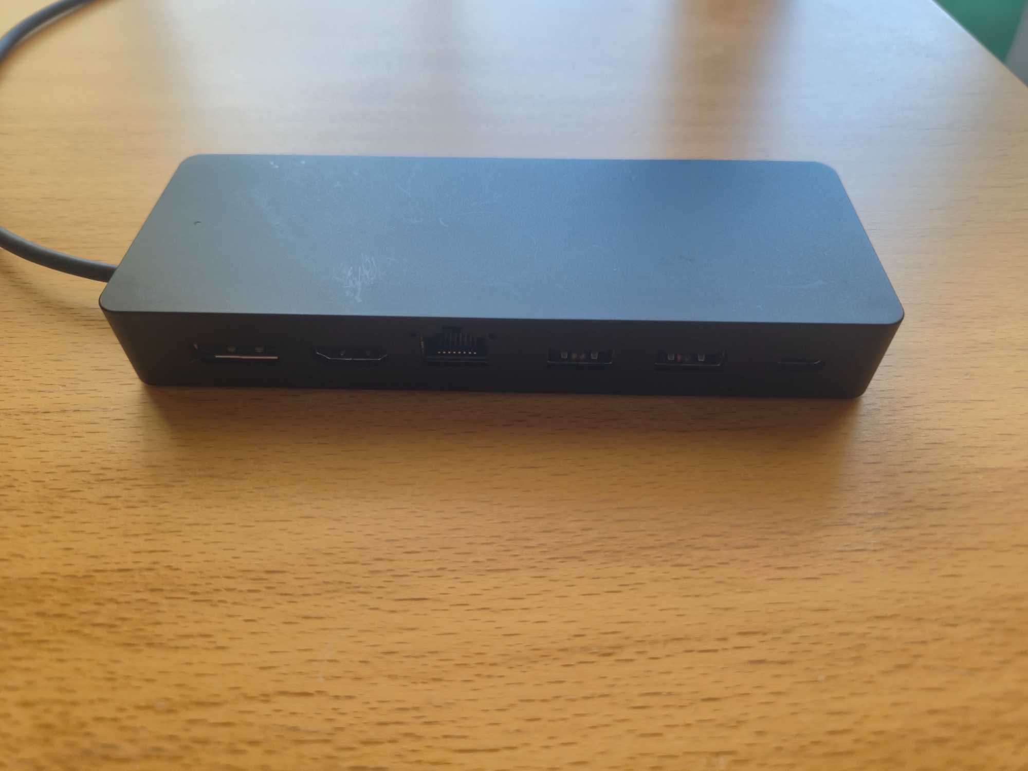 Adaptador USB-C HP Universal Multiport Preto