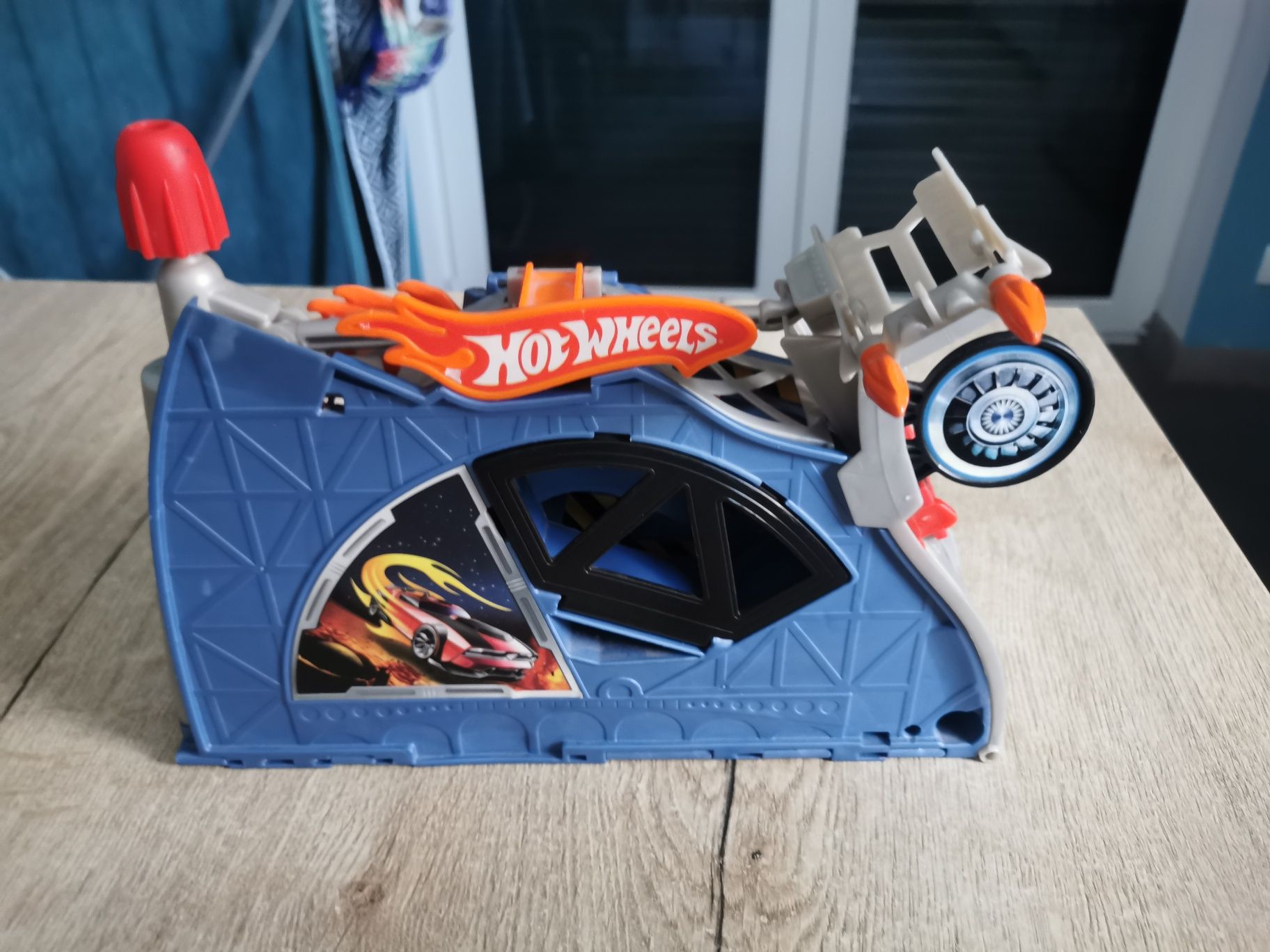 HotWheels, samochodziki i tor