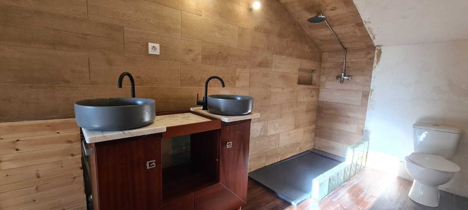 Maravilhoso andar de moradia, mobilado, com terraço em Alter do Chão