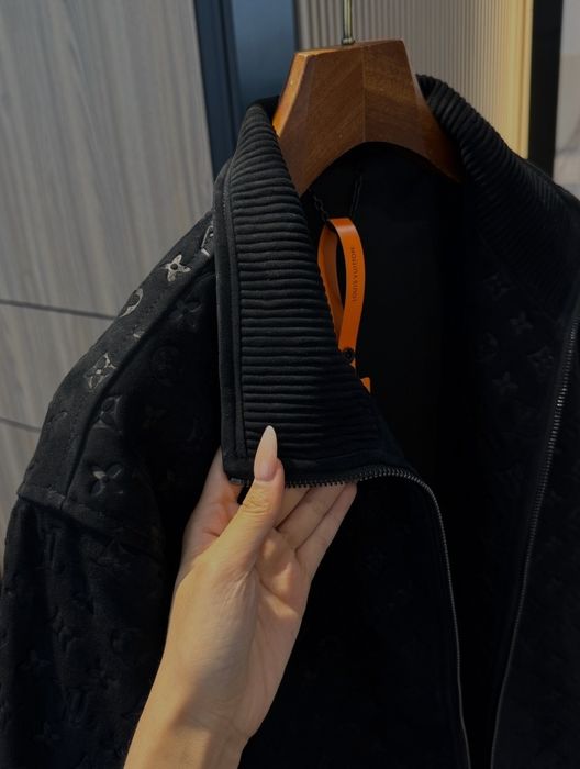 Louis Vuitton - kurtka Monogram z owczej skóry 2025