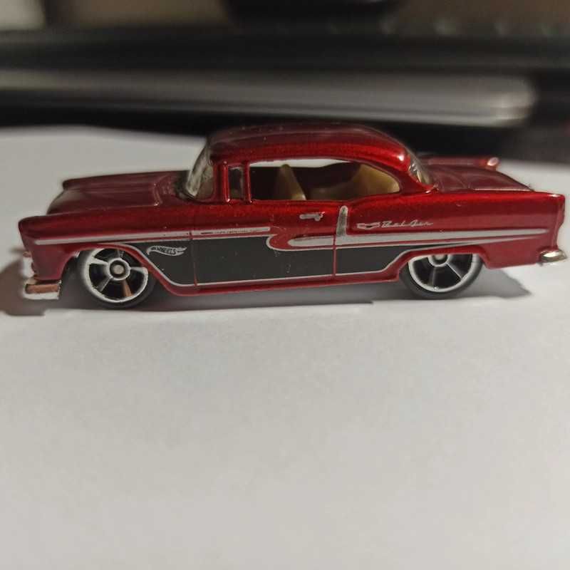 Hot Wheels 1:64 Chevrolet bel air