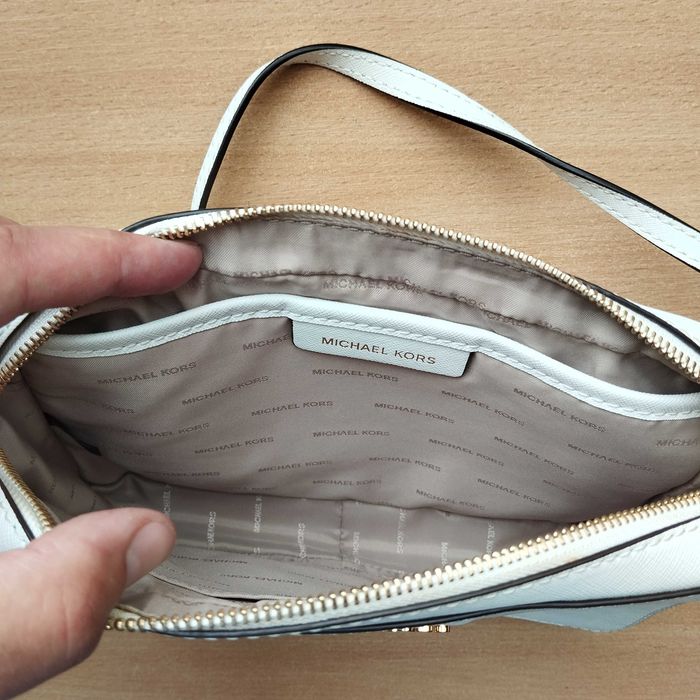 Женская кожаная сумка Michael Kors jet set