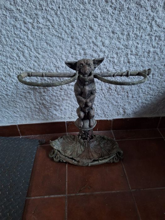 Guarda chuveiro antigo