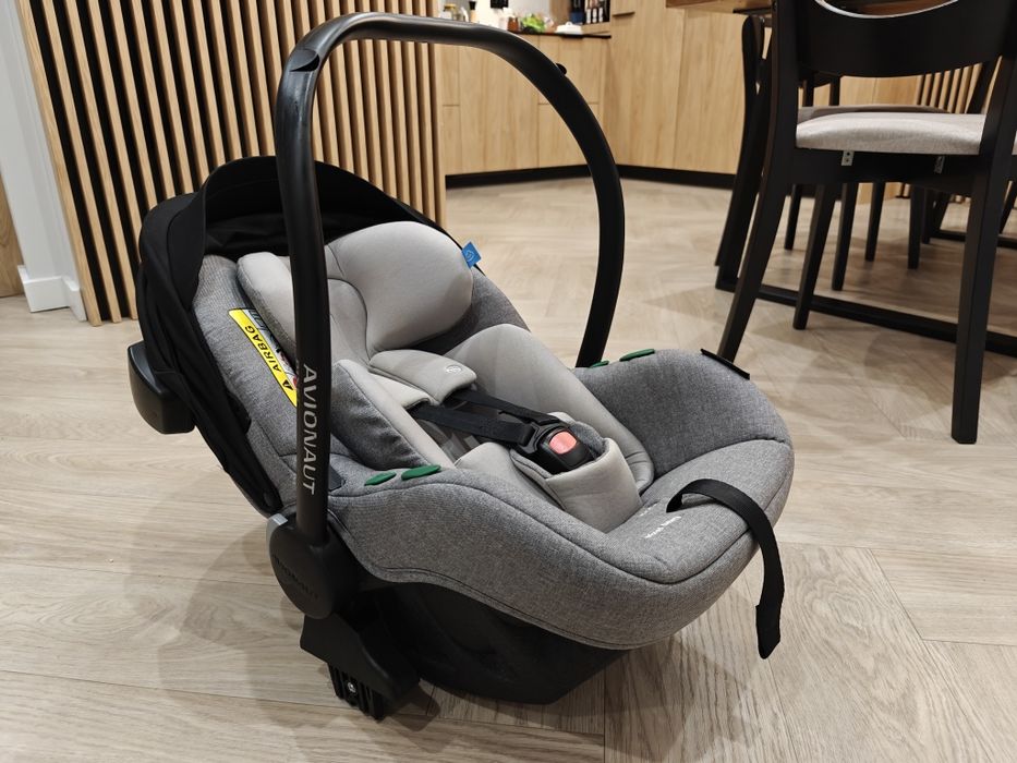 Fotelik samochodowy avionaut