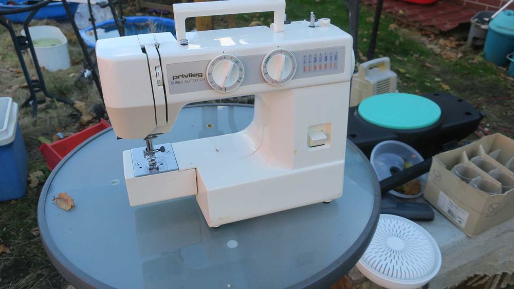 Maszyna do szycia Privileg 1550