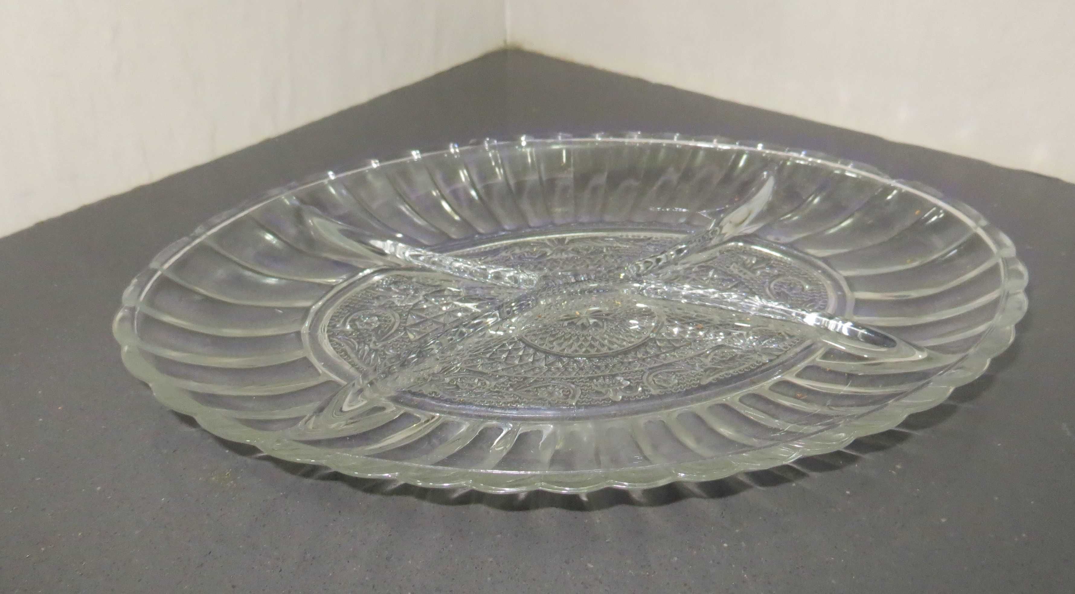 Prato Antigo, Cristal Atlantis, Oval, 4 divisórias - 26x18 cm, anos 70