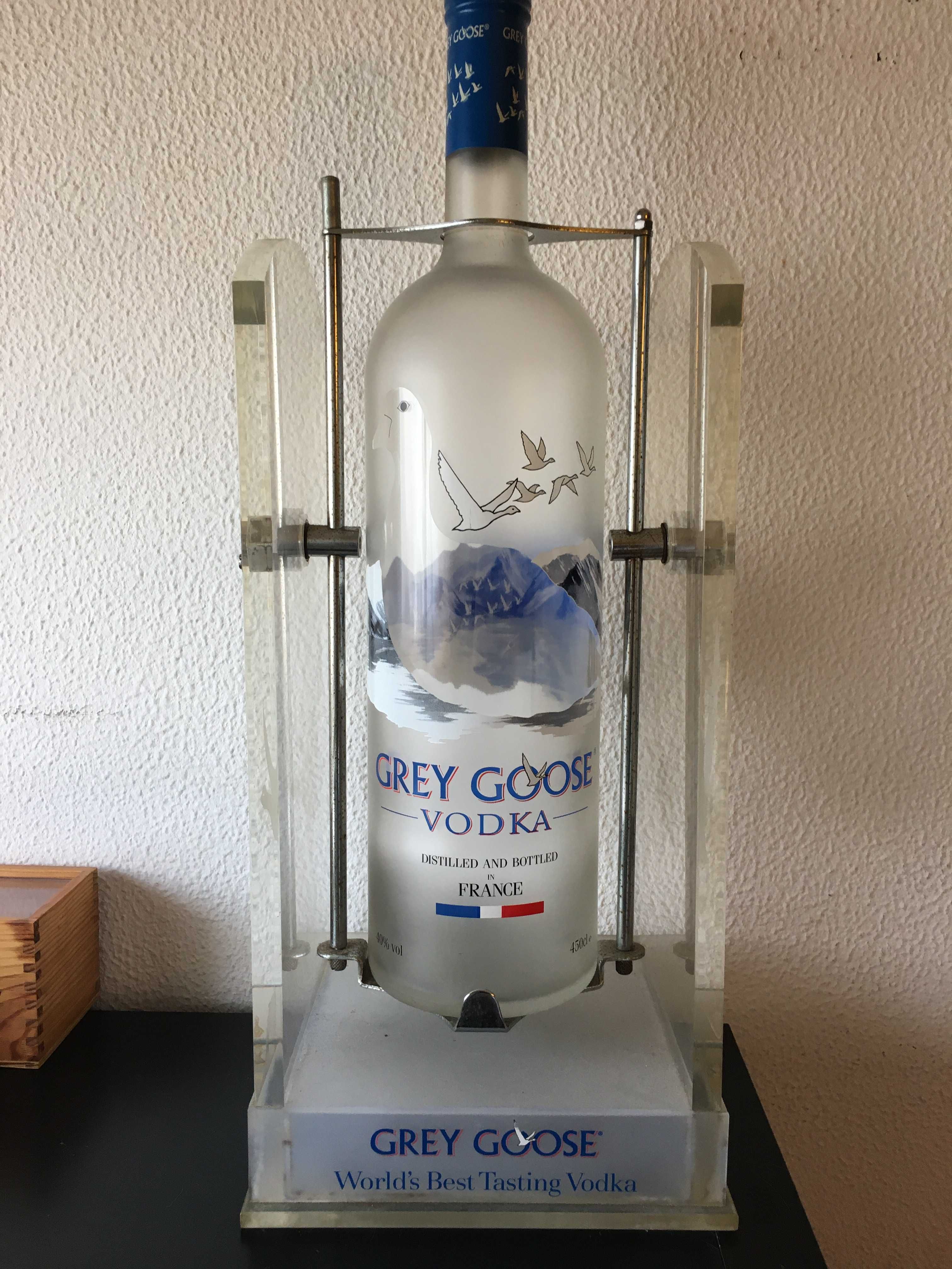 Garrafa Grey Goose 4.5L Exposição