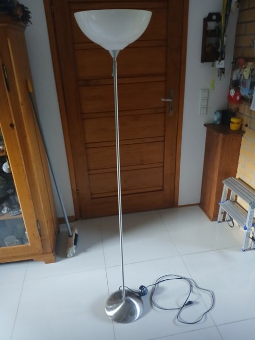 Lampa stojąca inox