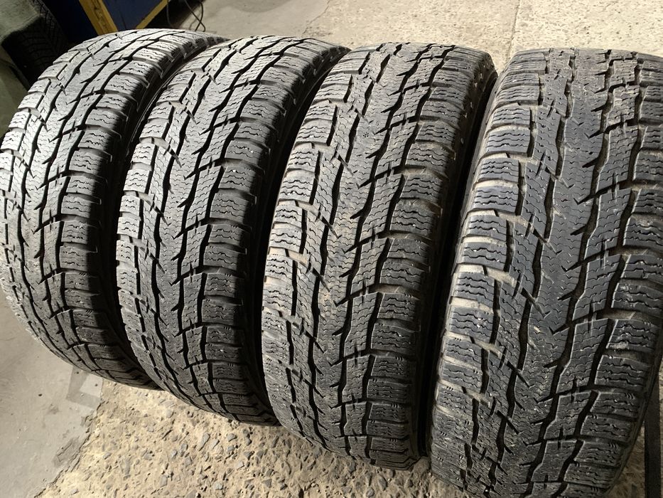 (4шт) 215/60R17C Nokian Hakkapeliitta CR3 (7-7.5мм) зимові шини