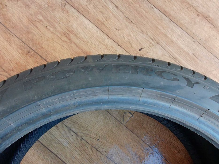 Pirelli Power  235/40/19 96Y  z 2022r ładna!