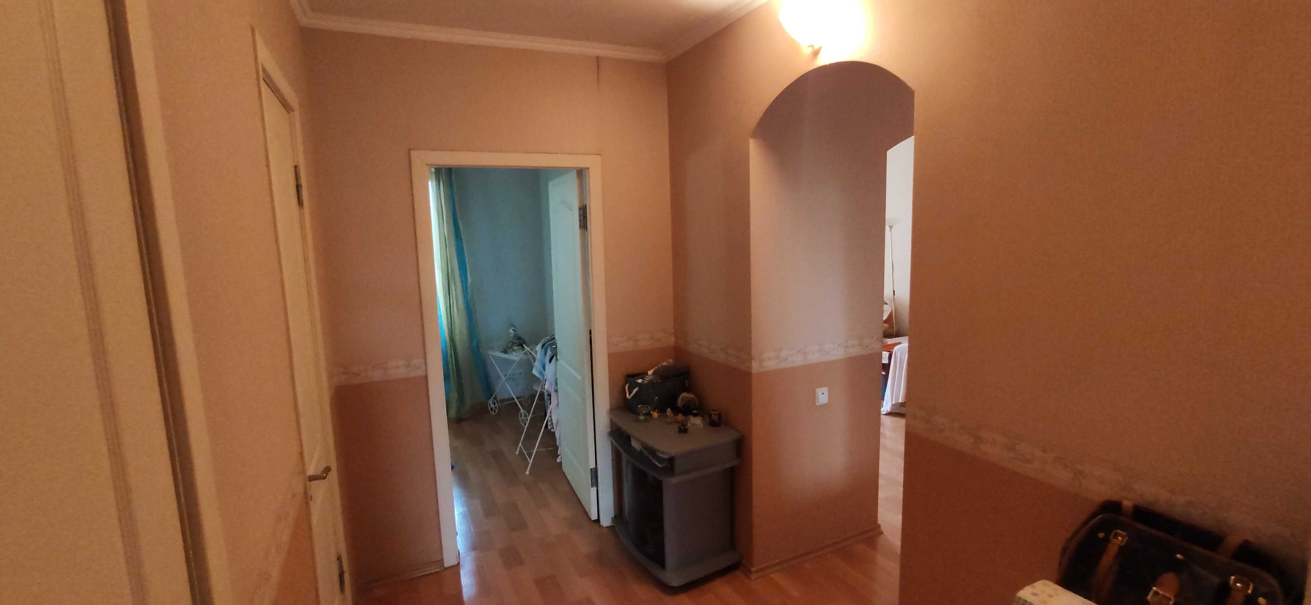 Продам 3-к. квартиру в Оболонському районі. Оболонський проспект 28в